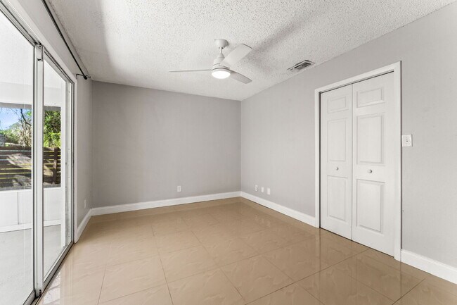 Building Photo - Charming 3-Bedroom Home with 2 Full Baths ...