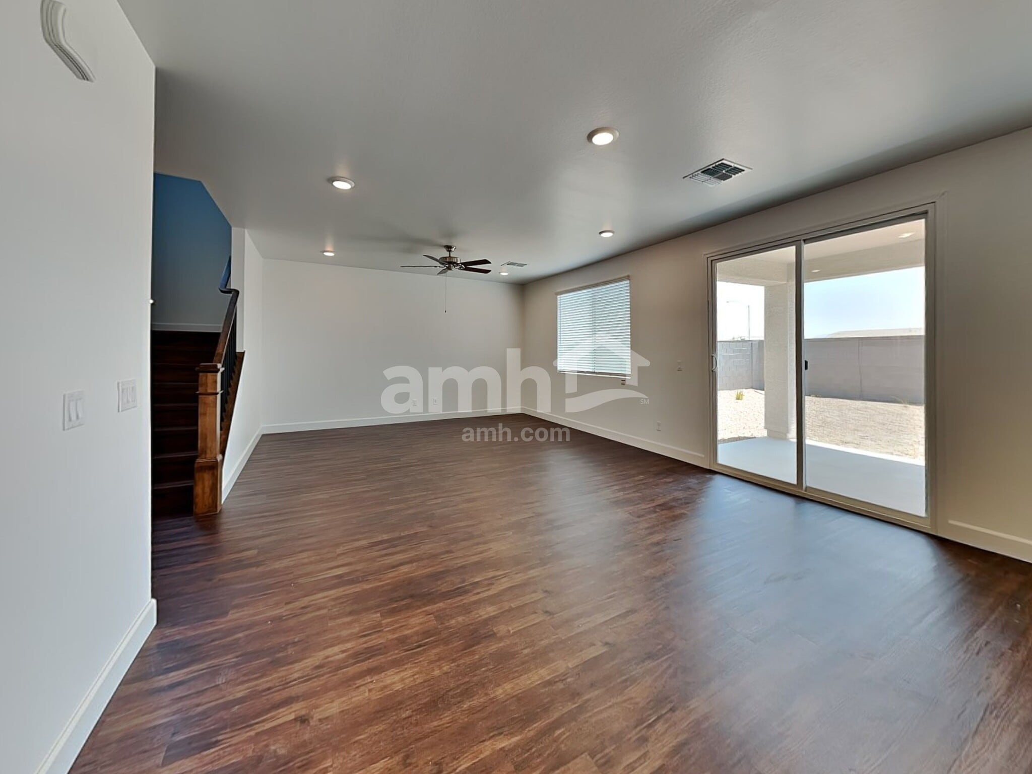 Building Photo - 17149 W Lawrence Ln