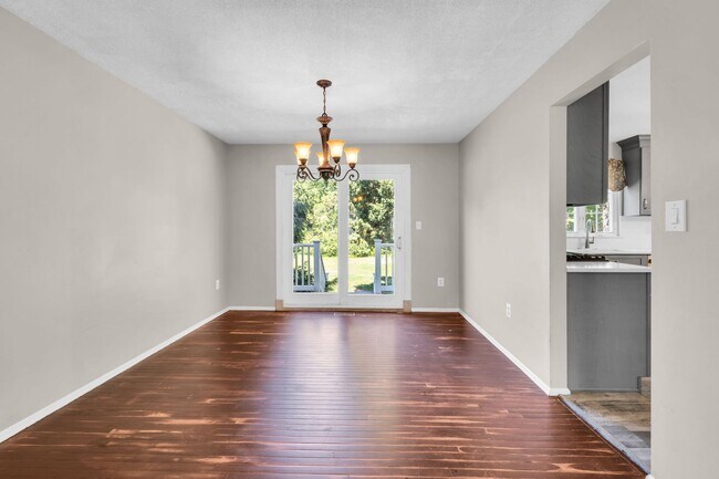 Building Photo - 6 Marybeth Court
