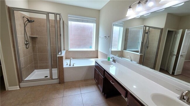 Building Photo - 3017 Open Plain Dr