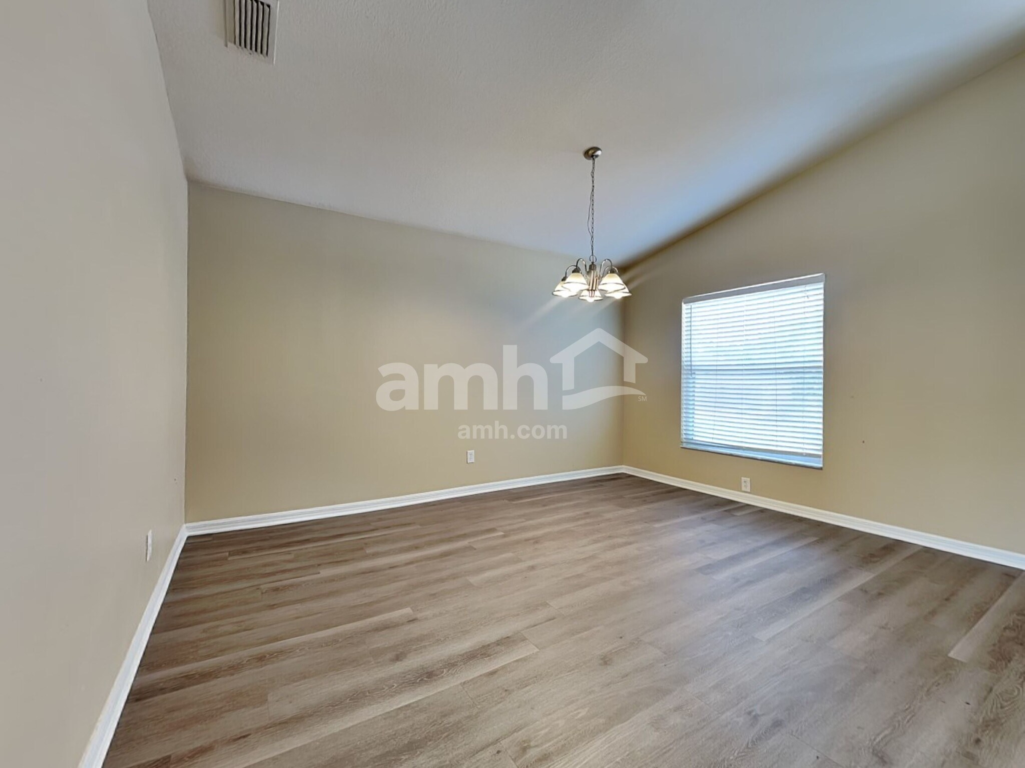 Building Photo - 828 Rocky Mountain Ct