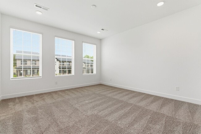 Building Photo - Brand New Mount Juliet Townhome
