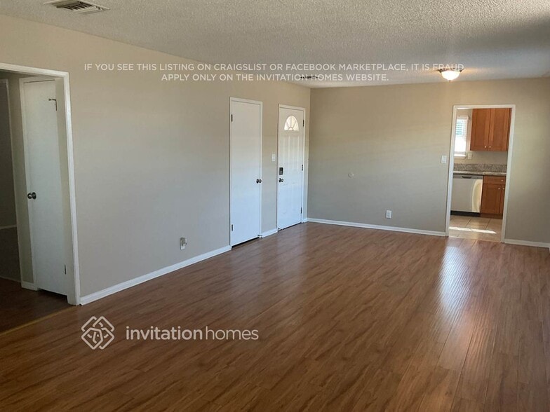 Building Photo - 11240 Gaviota Ave