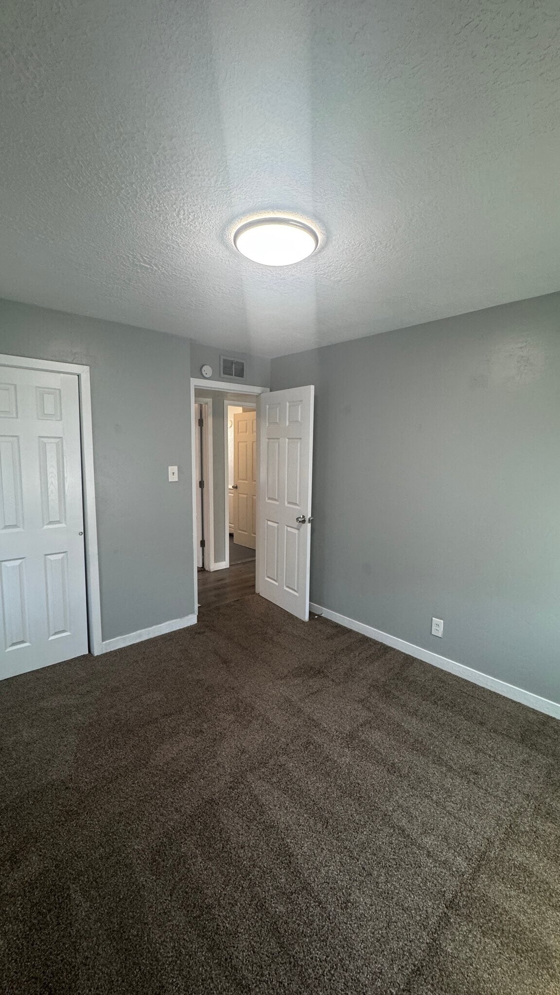 Building Photo - 1170 Illiinois Ave