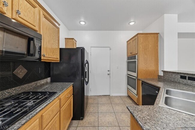 Building Photo - 5365 Fairbranch Ln