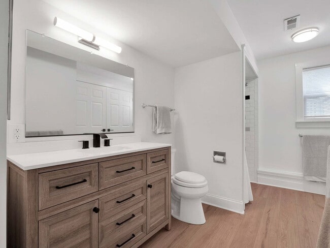 Building Photo - 1513 State Rd S-20-457