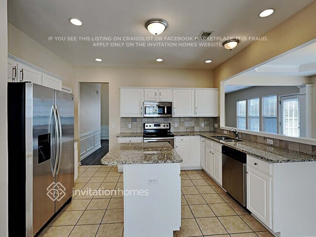 Building Photo - 3009 Azalea Hills Dr