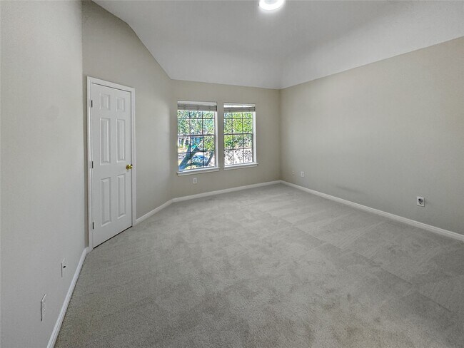 Building Photo - 2227 Clawson Falls Dr