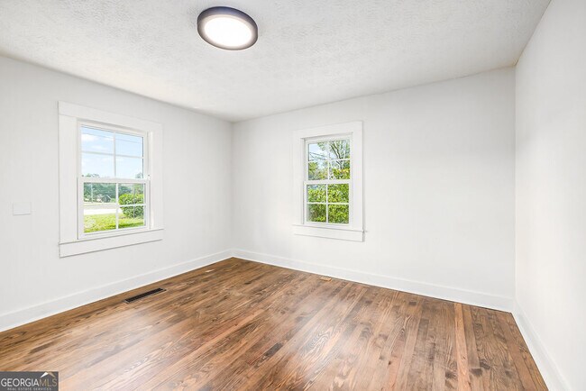 Building Photo - 638 Vickery St