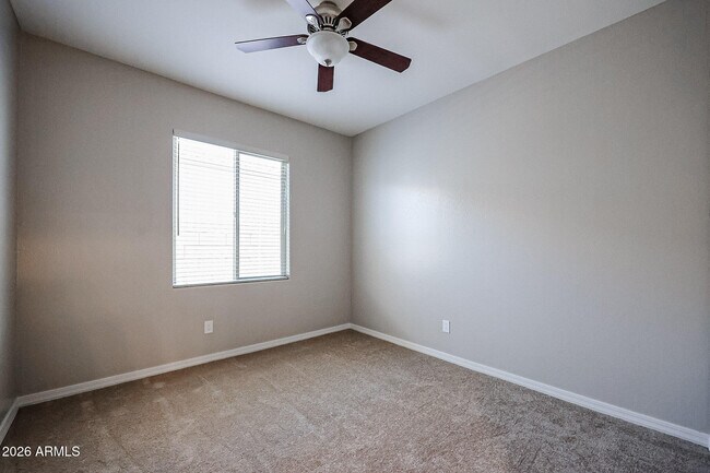 Building Photo - 20492 W Alsap Rd