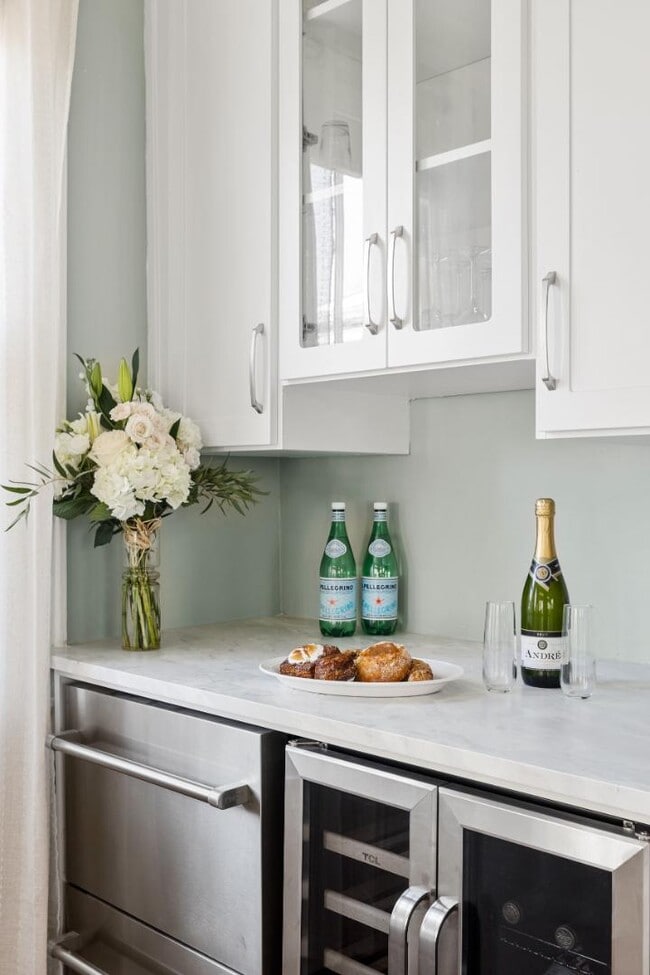 Building Photo - 56 Gadsden St