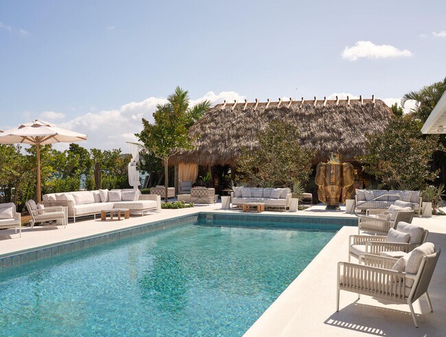 Building Photo - 3410 N Flagler Dr