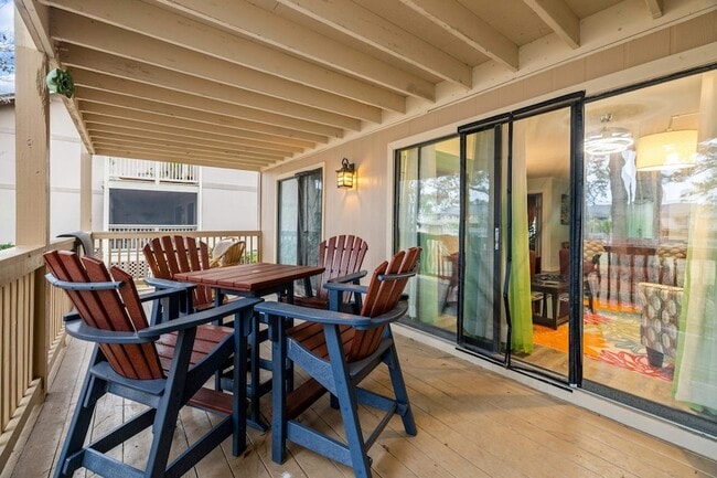 Building Photo - 3015 Old Bryan Dr