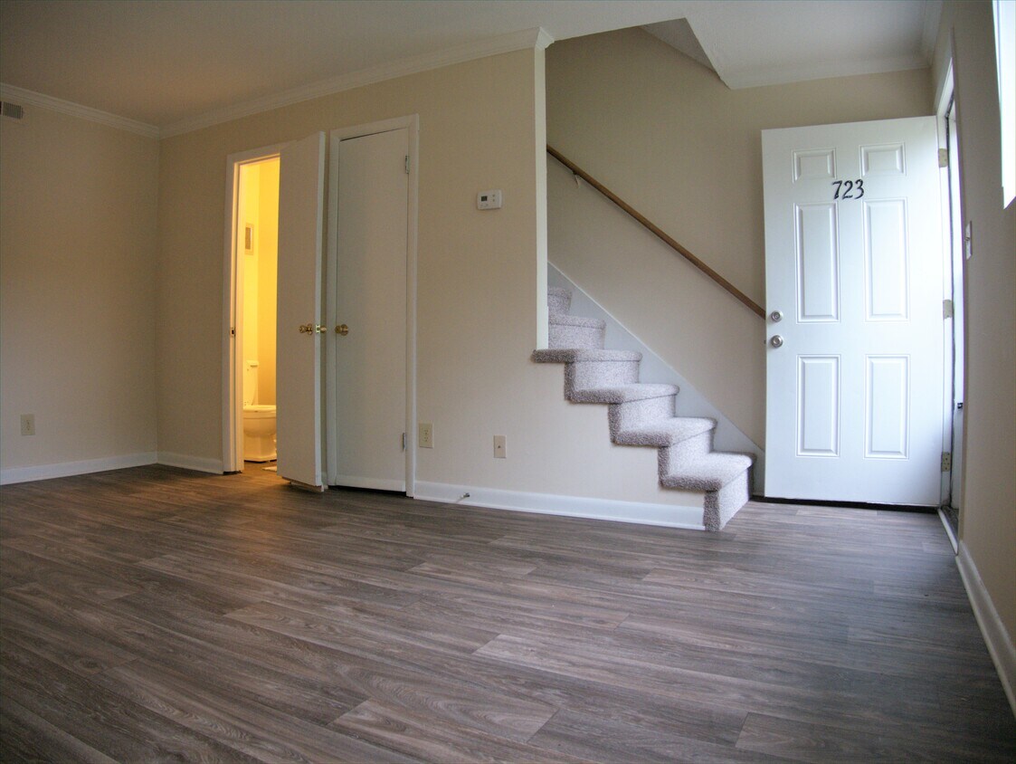 Walnut Creek Apartments Raleigh