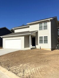 Building Photo - BRAND NEW!! 3 Bed 2.5 Bath house JUST BUIL...