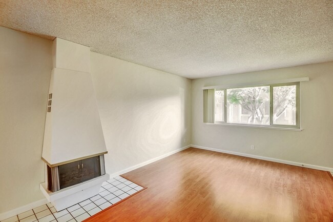 Building Photo - 436 Sierra Vista Ave