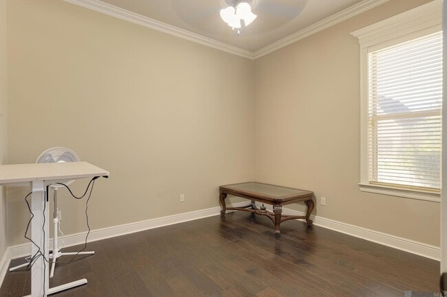 Building Photo - 100 Flora Springs Dr