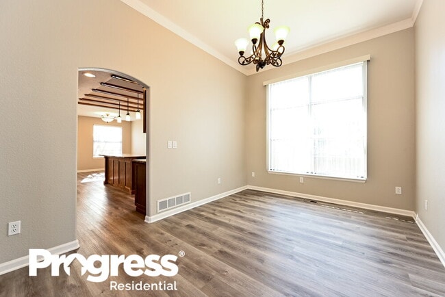 Building Photo - 6045 S Meadow Lark Pl