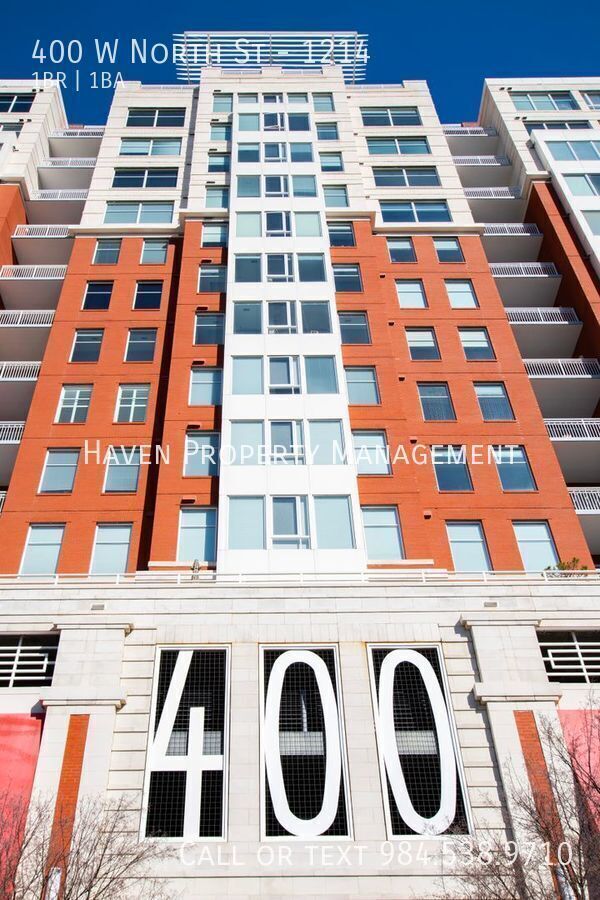 Building Photo - 400 W North St