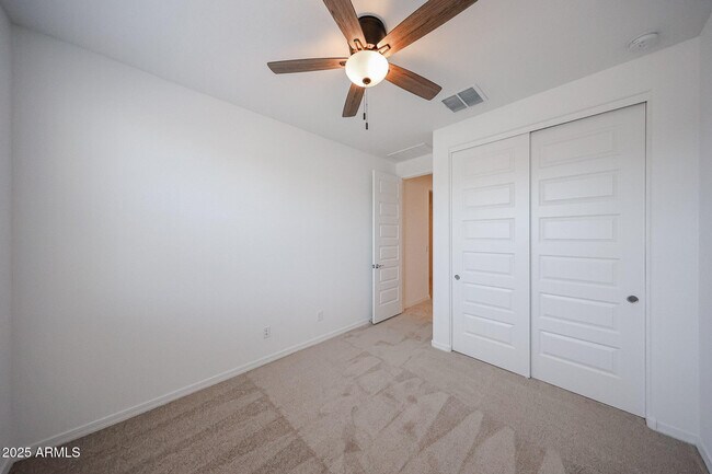 Building Photo - 25208 N 172nd Dr