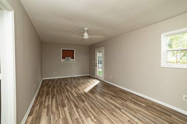 Building Photo - Charming 4BR/2BA Home in South Nashville – Great Location!