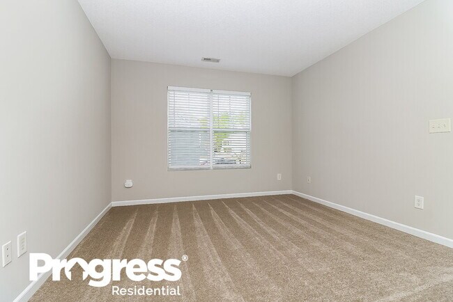 Building Photo - 168 Woodcreek Ln