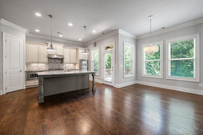 Building Photo - 2750 Vinings Orchard Cir SE