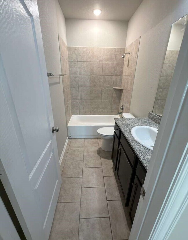 Building Photo - 8515 Balding Dr