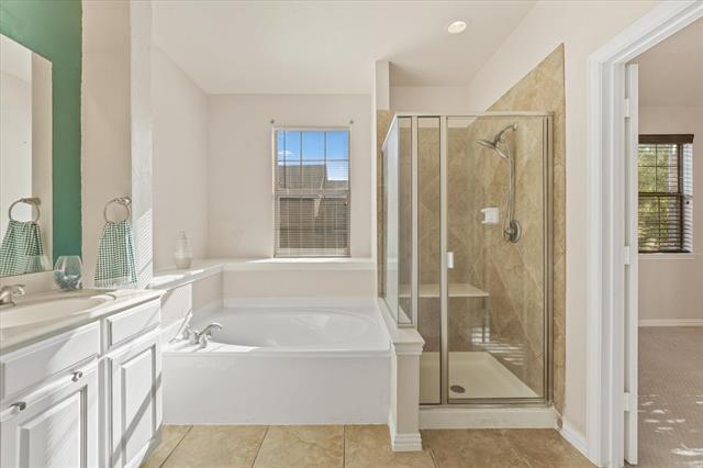 Building Photo - 4225 Swan Forest Dr