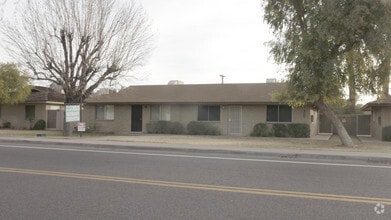 Building Photo - 23 Palms Apartments