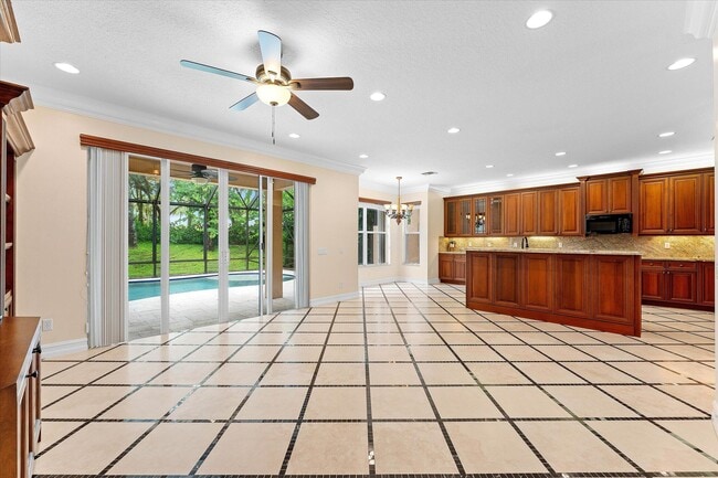 Building Photo - 8882 Hidden Acres Dr