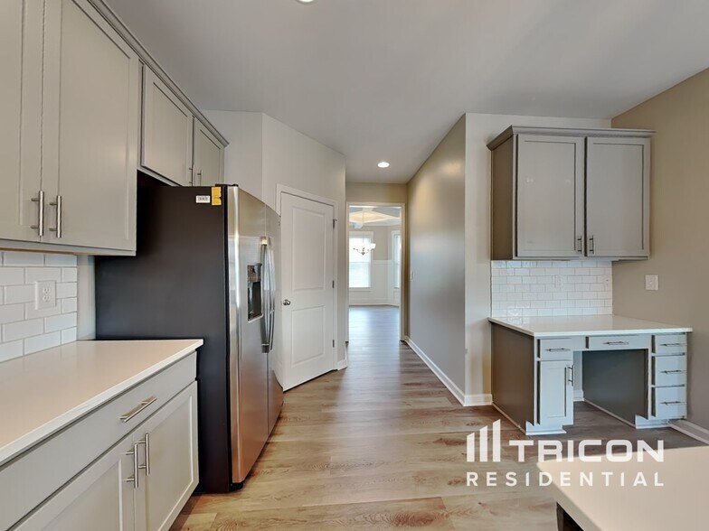 Building Photo - 446 Baylee Ridge Cir