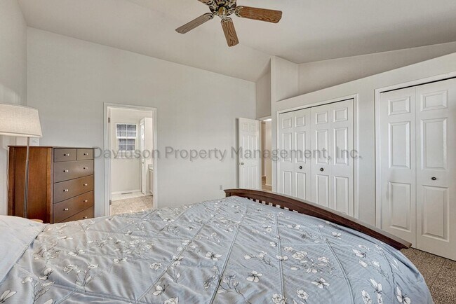 Building Photo - 1524 Shane Cir