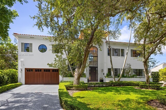 Building Photo - 1400 Coruna Ave