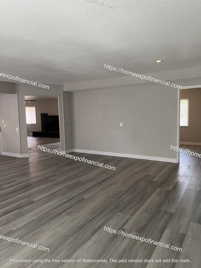 Building Photo - Nice Home For Rent