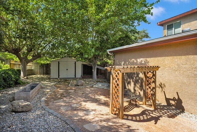 Building Photo - 13249 Sundance Cir