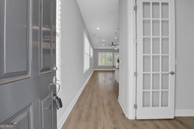 Building Photo - 35 Club Cresswind Dr