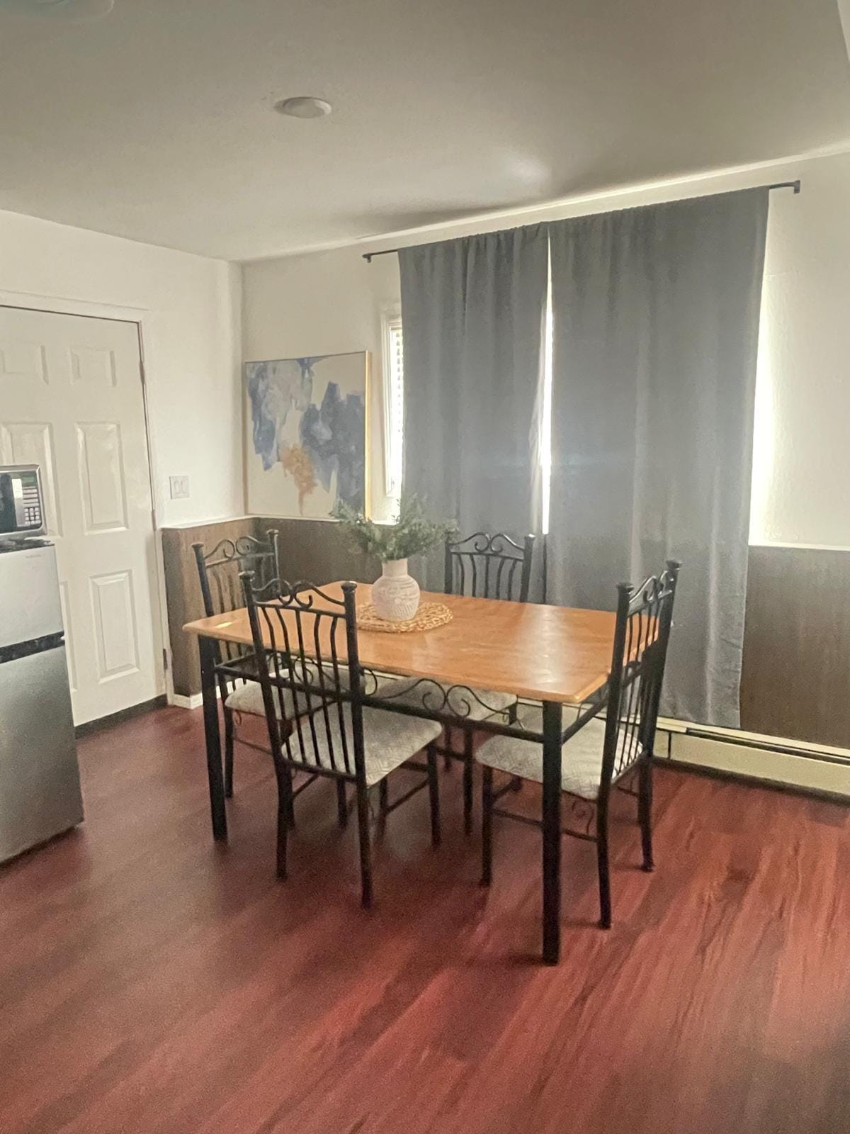 Building Photo - 7001 Sherwood Ave