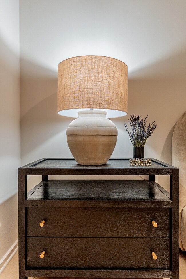 Building Photo - 240 E Illinois St