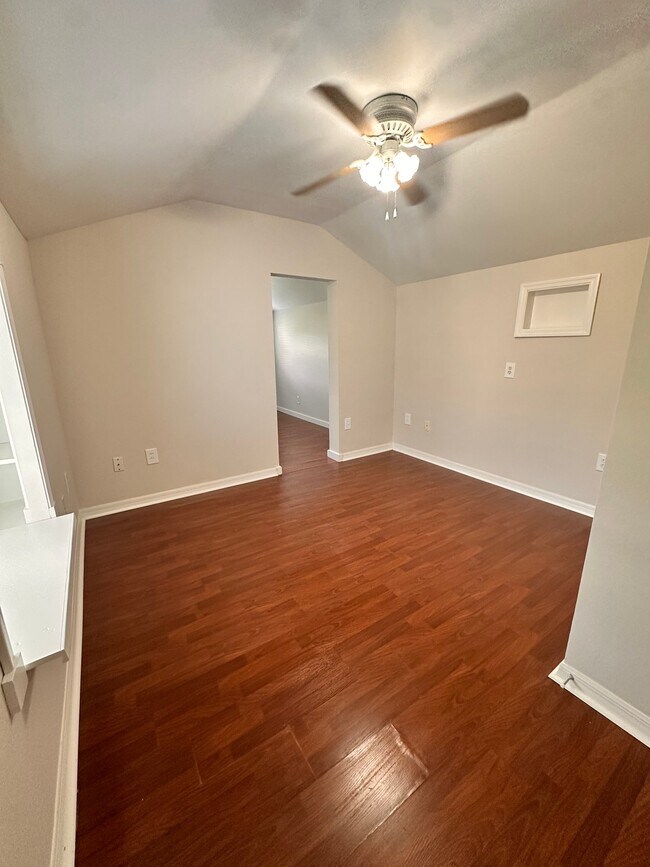 Building Photo - 1109 Orangewalk Dr
