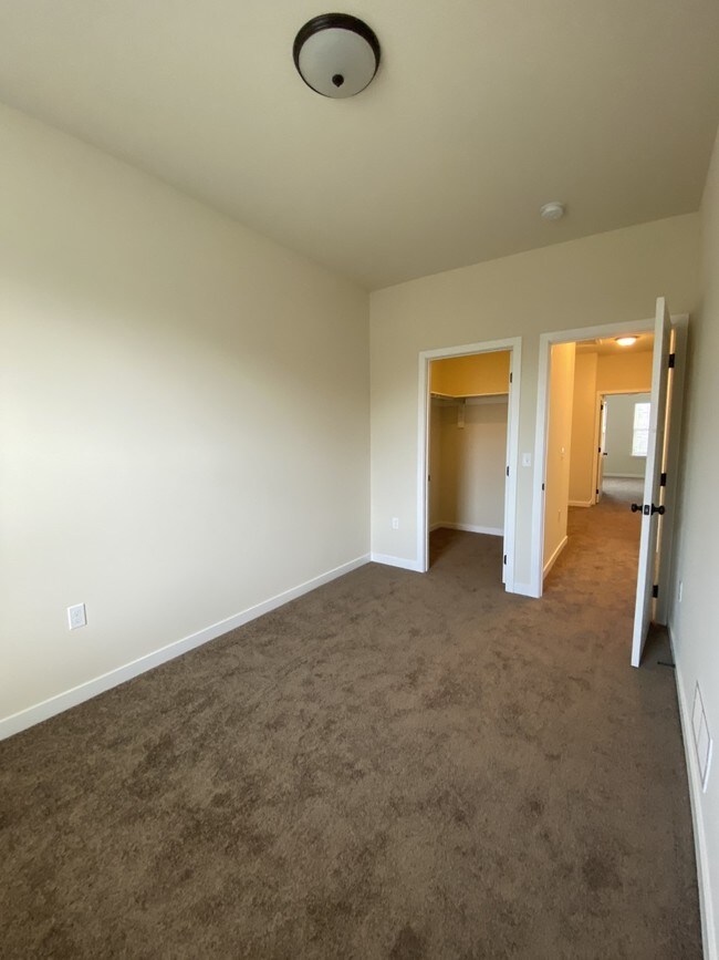 Building Photo - 25 John Alley