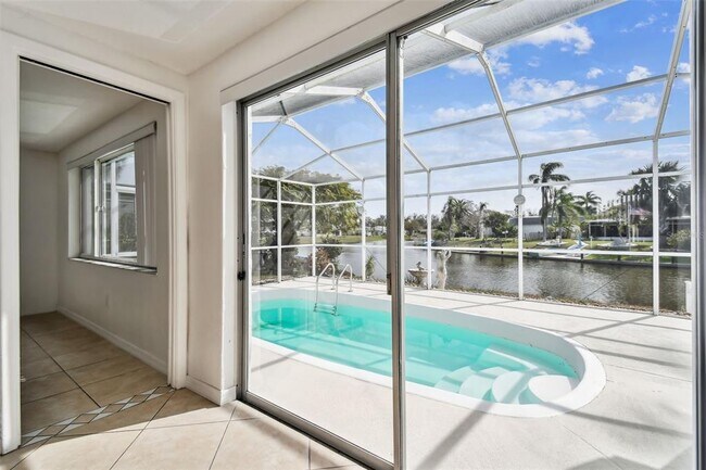 Building Photo - 3248 Rock Valley Dr