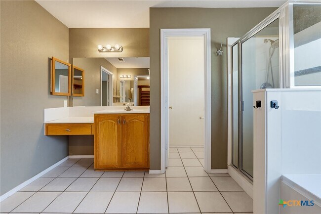 Building Photo - 2416 Catawba Loop