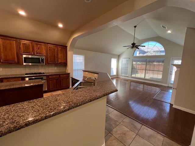 Building Photo - 8950 Mustang Way