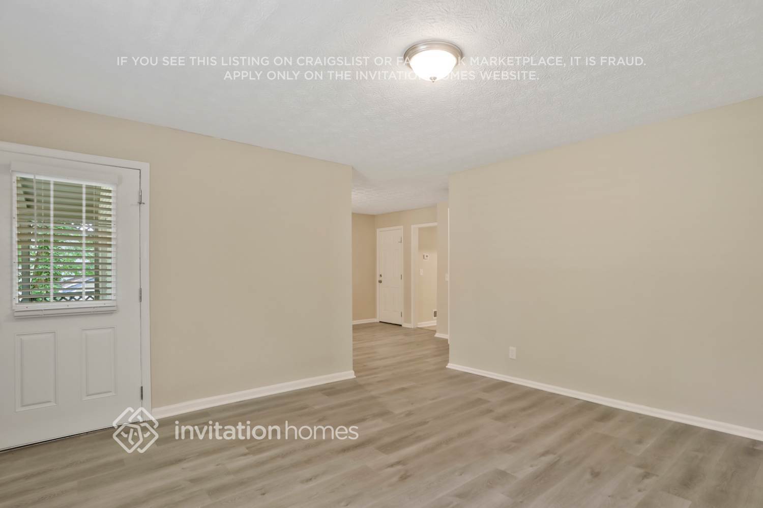 Building Photo - 5884 Four Winds Dr SW