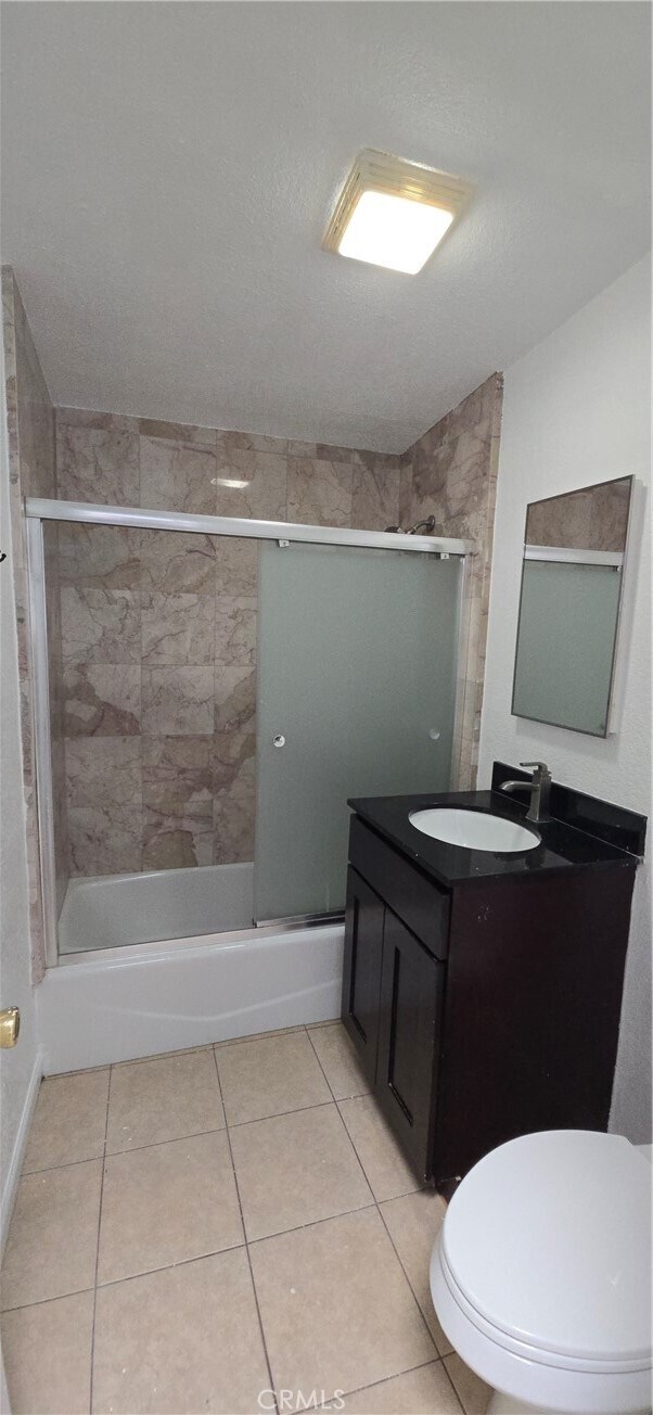 Building Photo - 21780 Snow View Dr