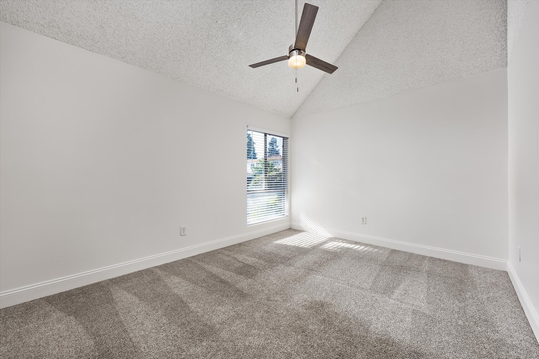 Building Photo - 4700 Nordic Dr