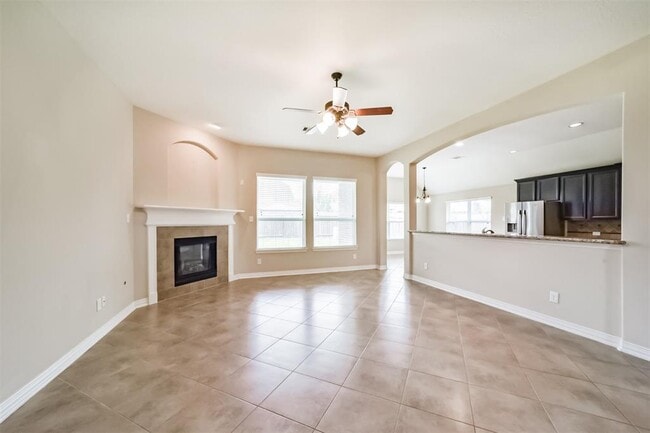 Building Photo - 14711 E Red Bayberry Ct