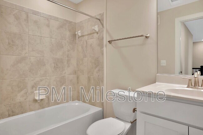 Building Photo - 5958 Forum Sq