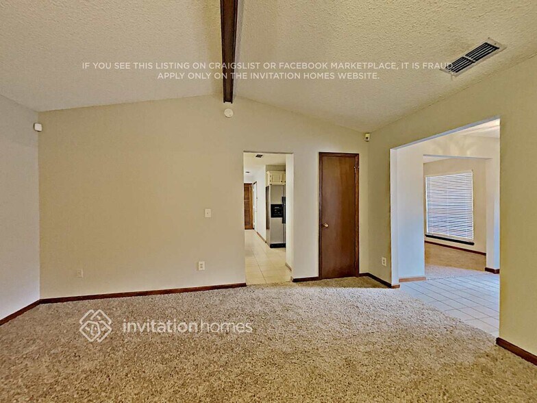 Building Photo - 12283 Deeder Ln